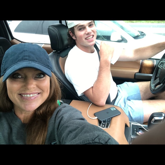 Meet your Posher, Kaley - Picture 1 of 1